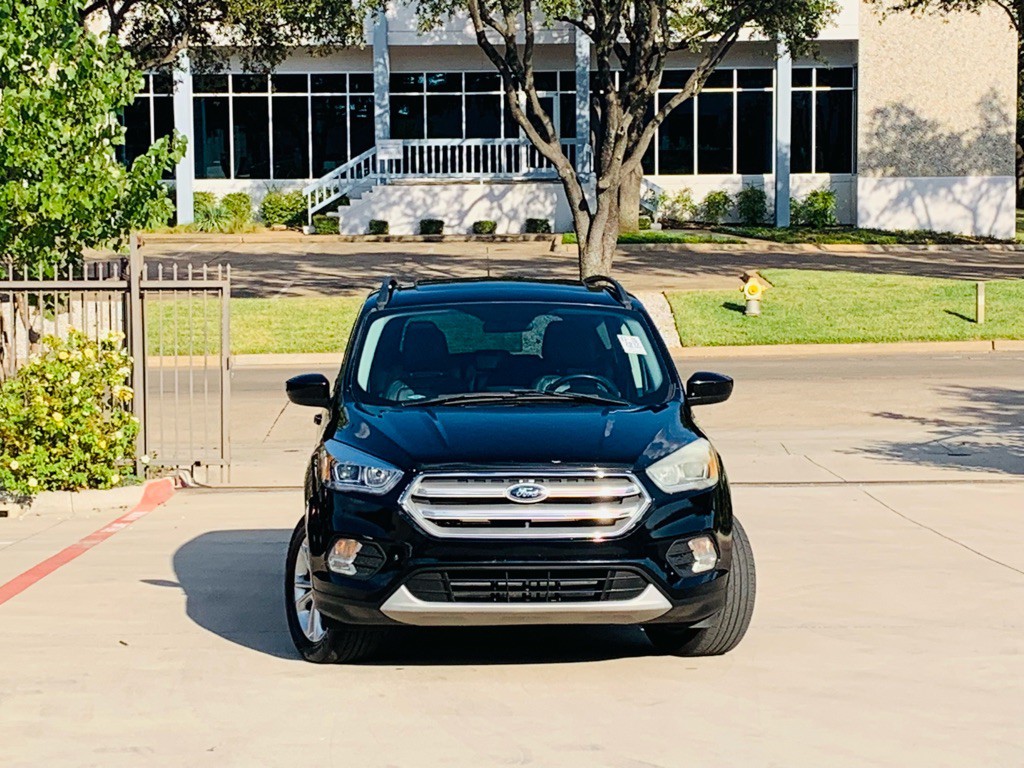 2017 Ford Escape Image 2