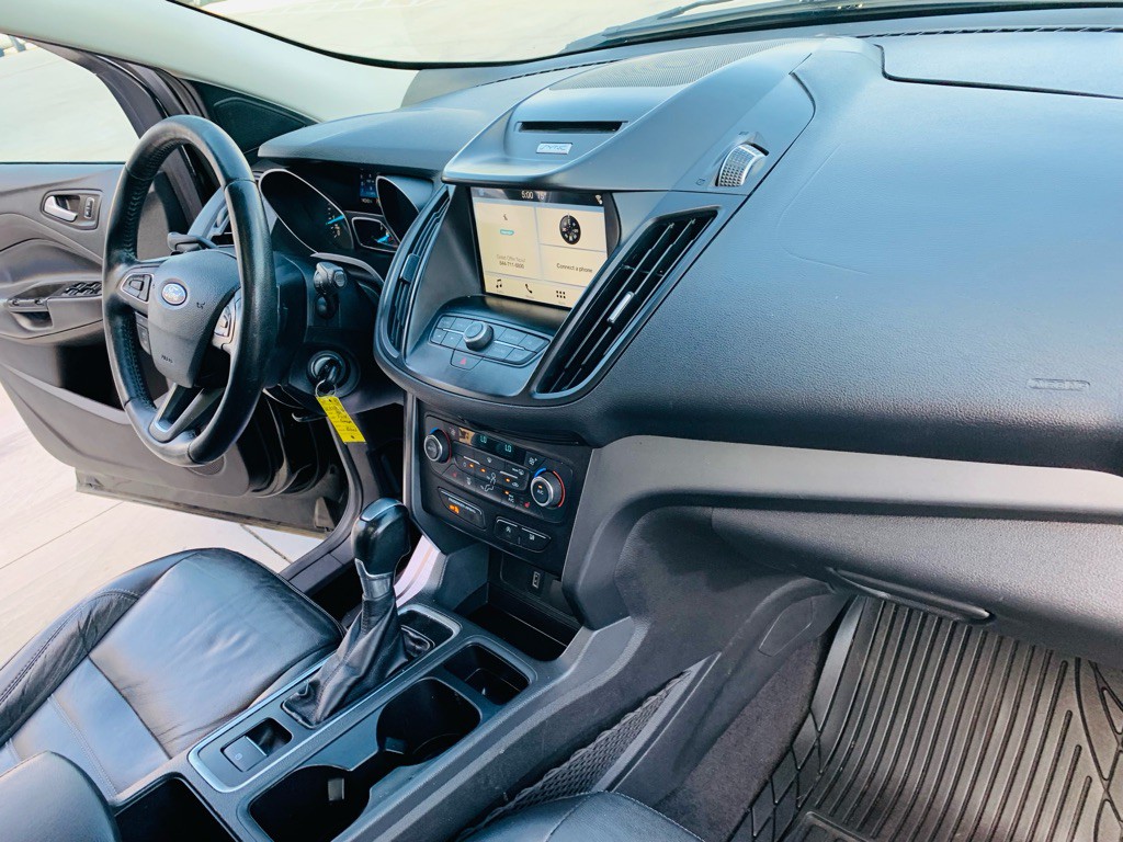 2017 Ford Escape Image 24