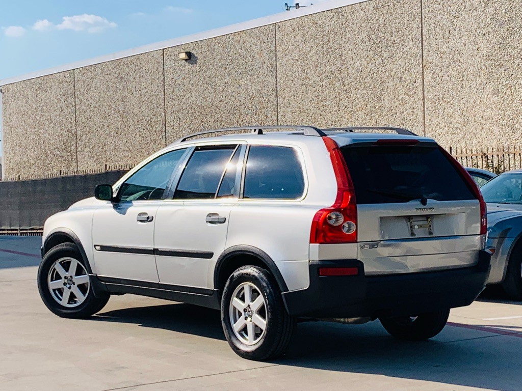 2005 Volvo XC90 Image 8