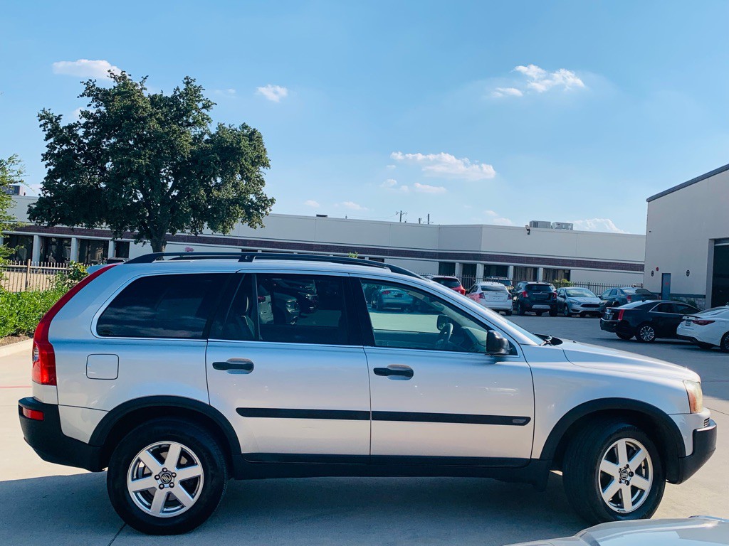 2005 Volvo XC90 Image 12