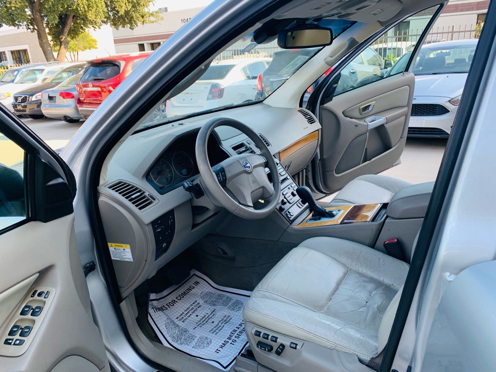 2005 Volvo XC90 Image 14