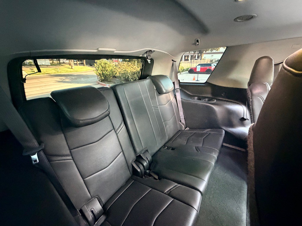 2017 Cadillac Escalade Image 25