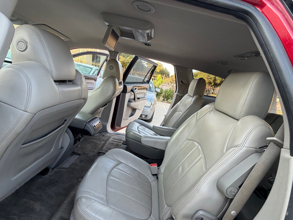 2013 Buick Enclave Image 17
