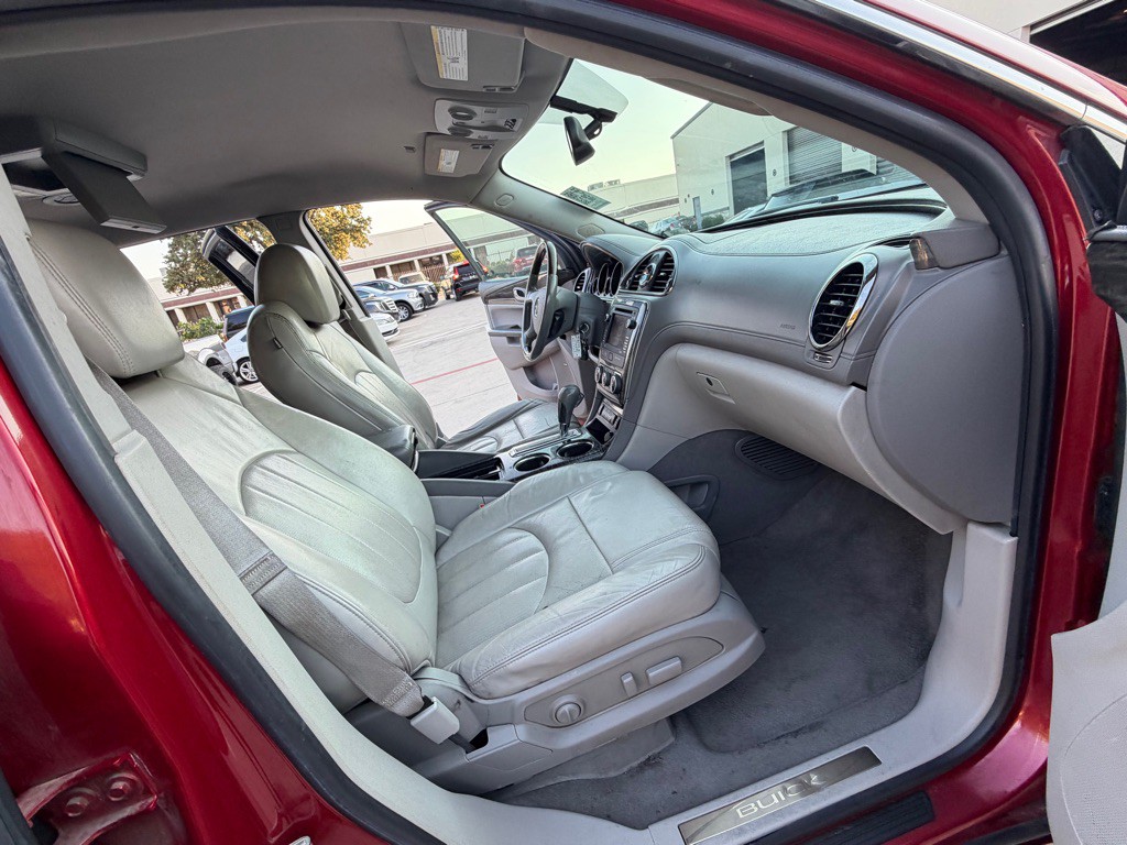 2013 Buick Enclave Image 24