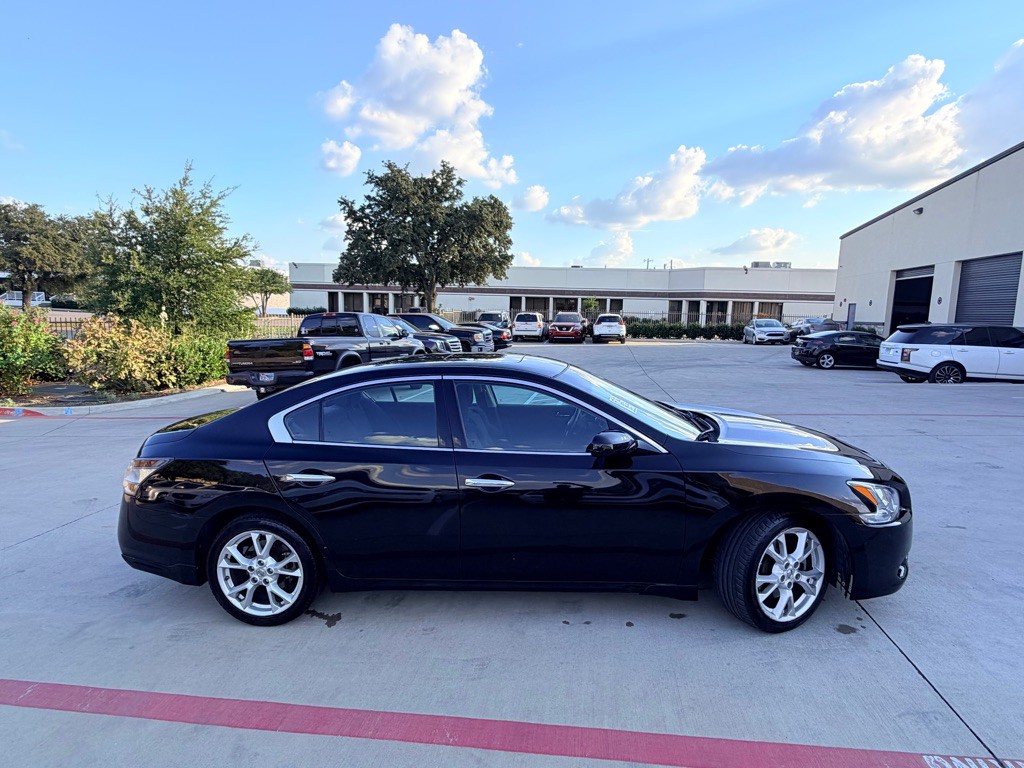 2014 Nissan Maxima Image 9