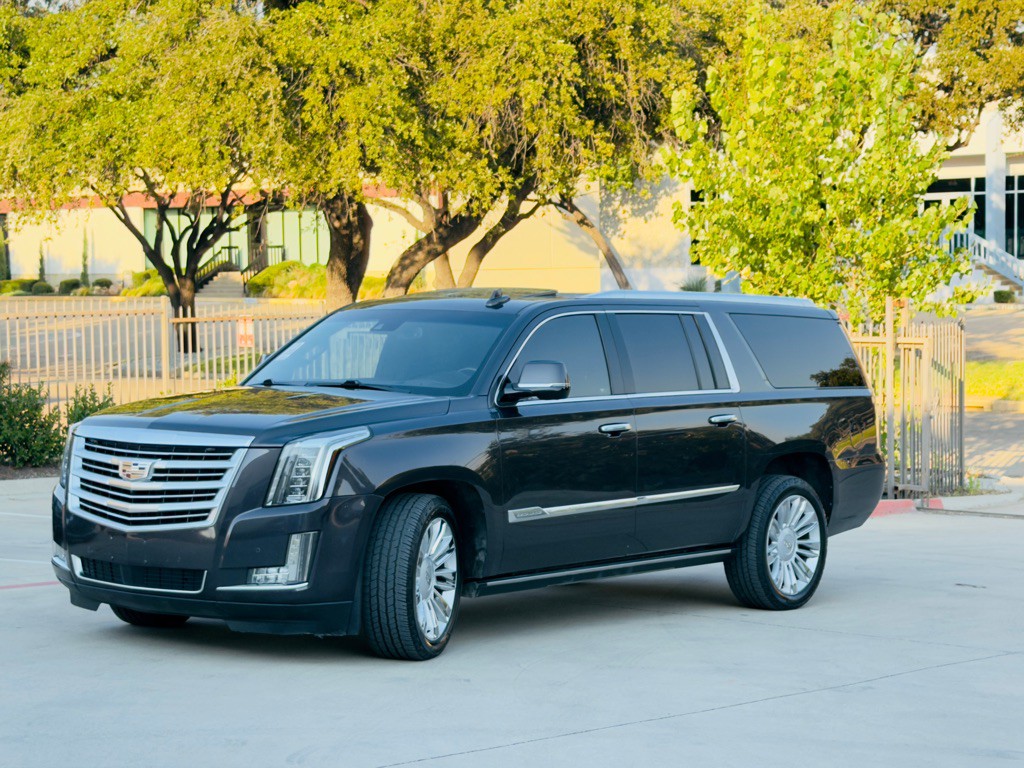 2016 Cadillac Escalade Image 3
