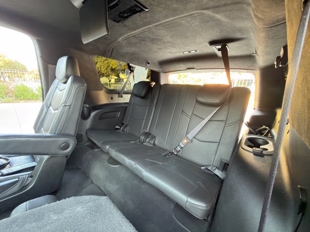 2016 Cadillac Escalade Image 22