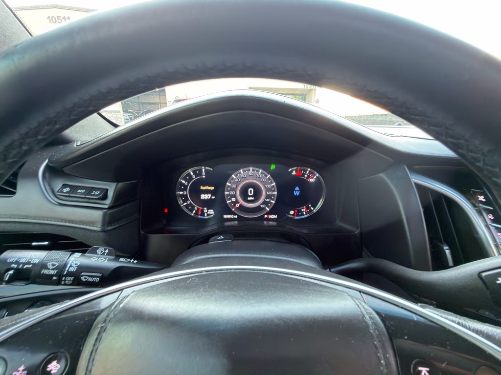 2016 Cadillac Escalade Image 34