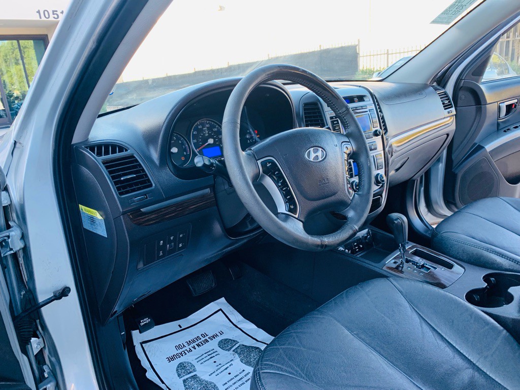 2010 Hyundai Santa Fe Image 12