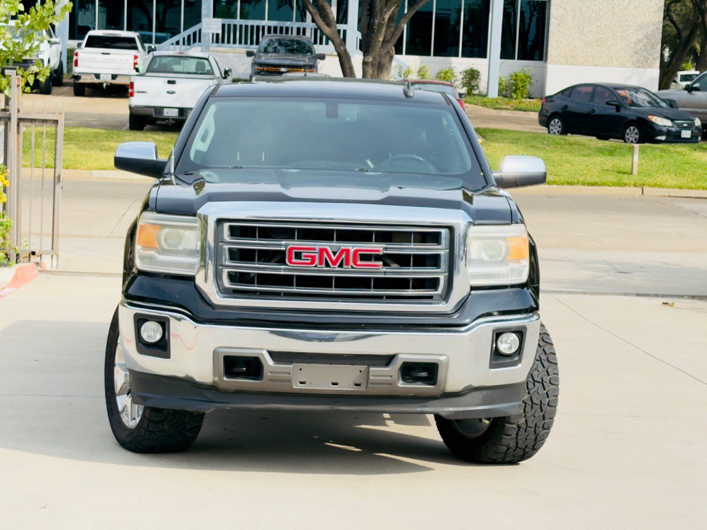 2015 GMC Sierra Image 2