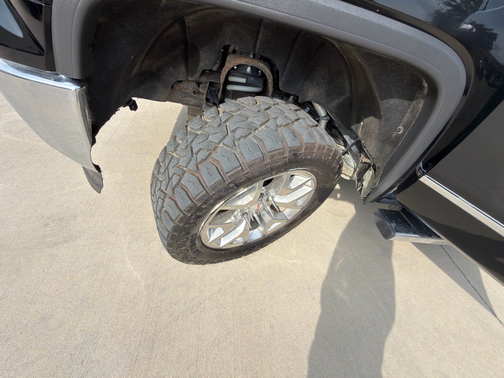 2015 GMC Sierra Image 30