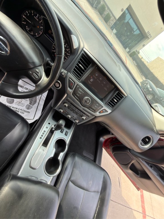 2017 Nissan Pathfinder Image 13