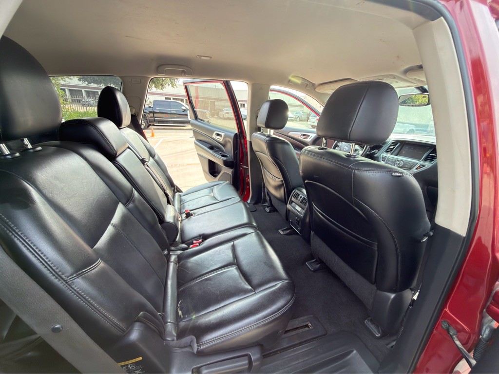 2017 Nissan Pathfinder Image 22