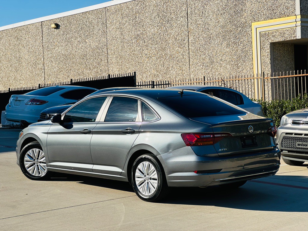 2019 Volkswagen Jetta Image 9