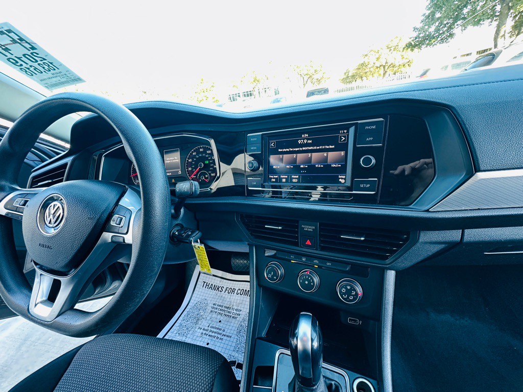 2019 Volkswagen Jetta Image 23