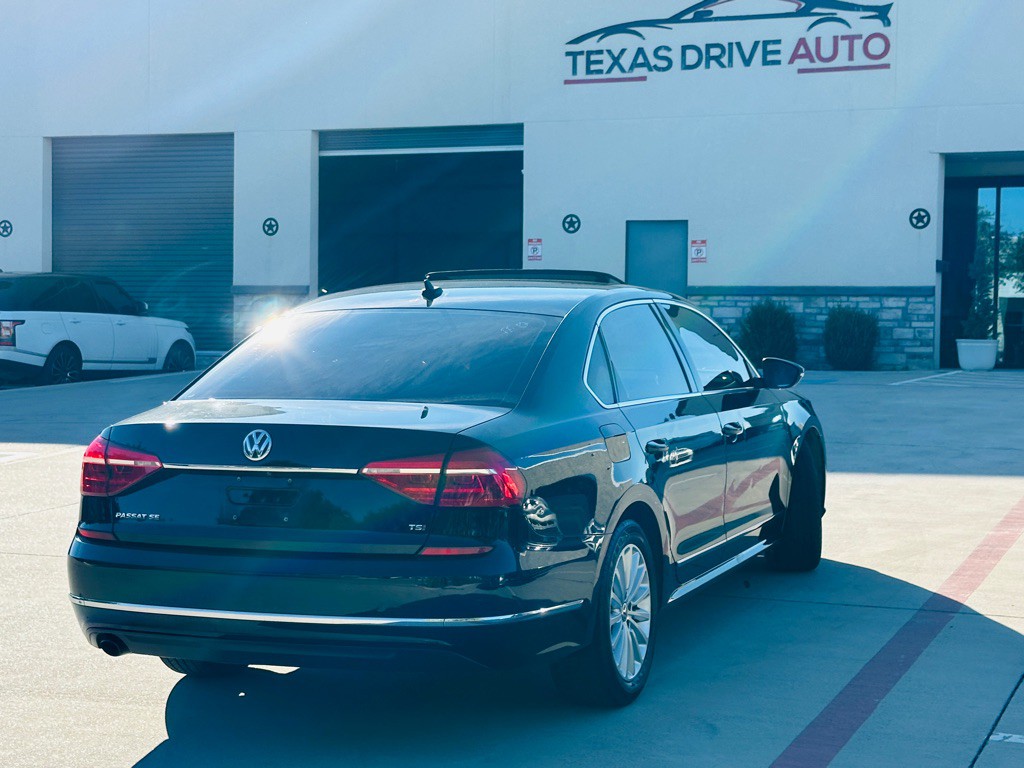 2016 Volkswagen Passat Image 9
