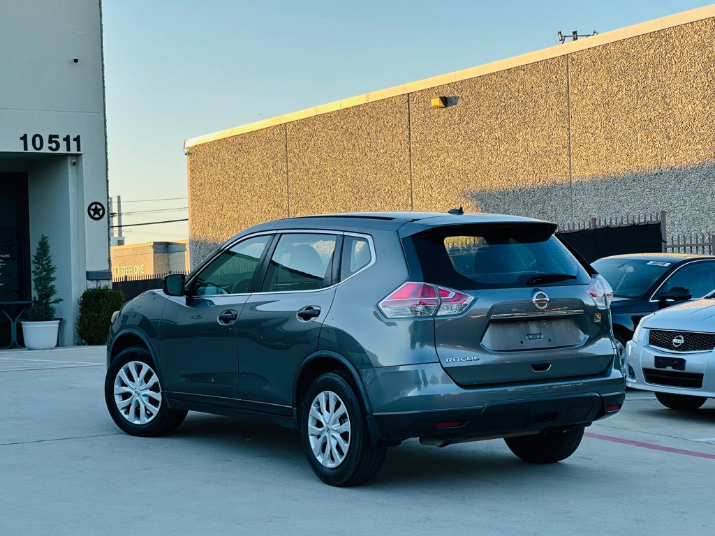 2016 Nissan Rogue Image 8