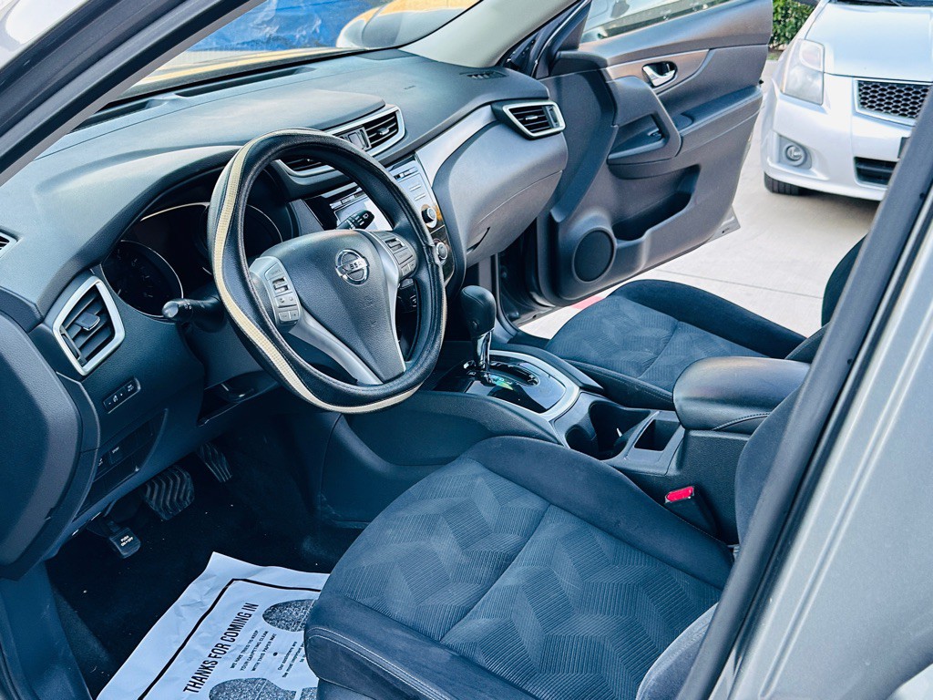 2016 Nissan Rogue Image 14