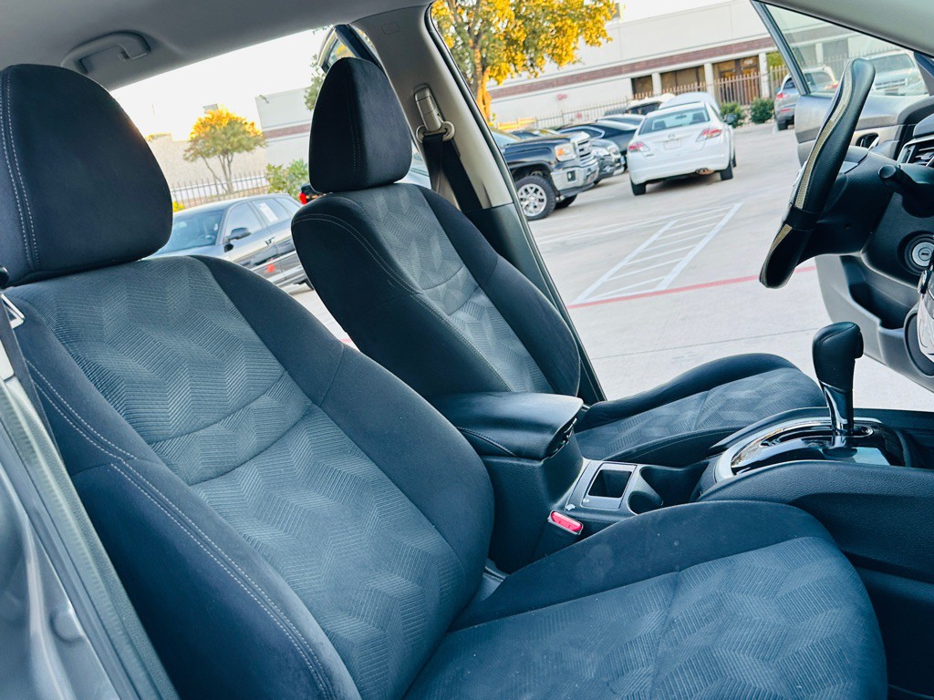 2016 Nissan Rogue Image 22