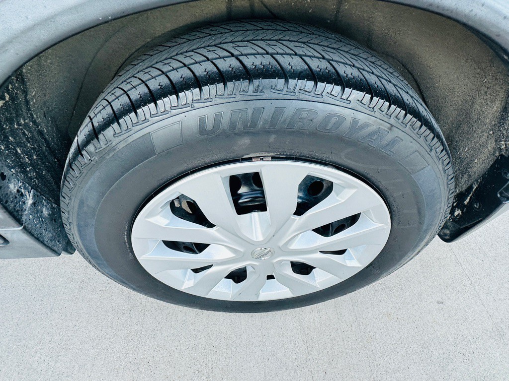 2016 Nissan Rogue Image 26