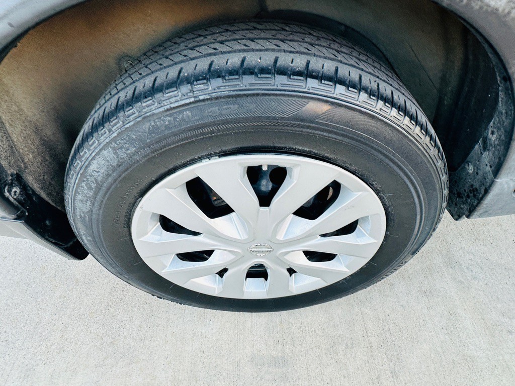 2016 Nissan Rogue Image 27