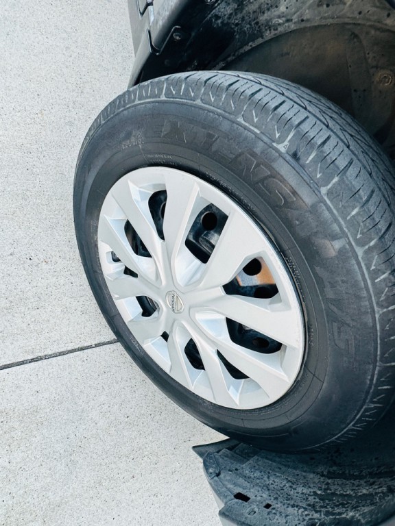 2016 Nissan Rogue Image 28