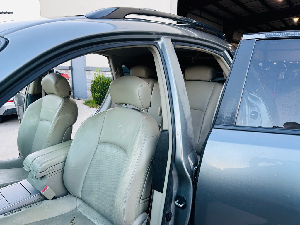 2004 INFINITI FX35 Image 16