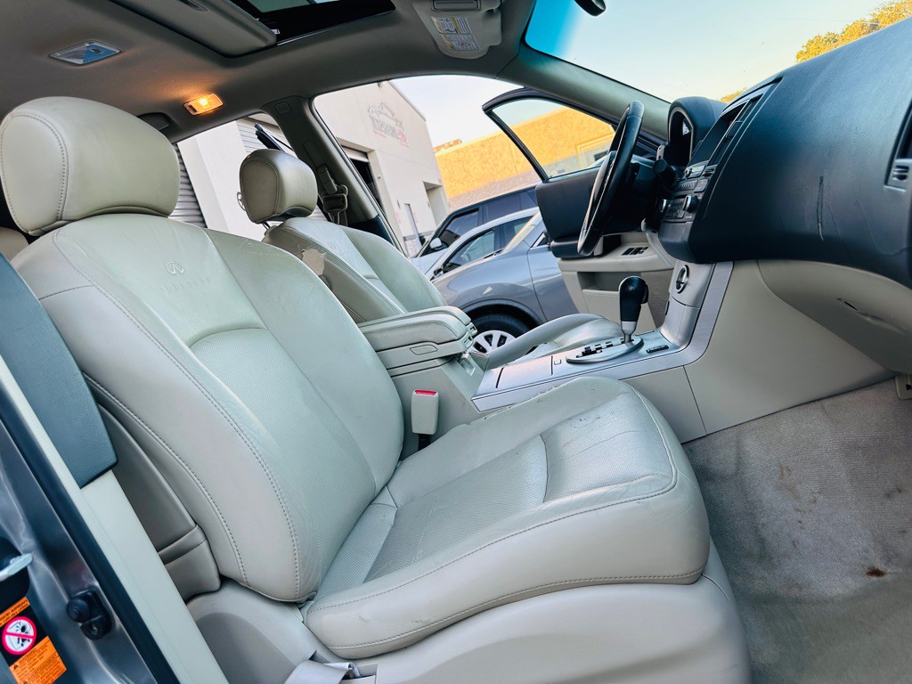 2004 INFINITI FX35 Image 22