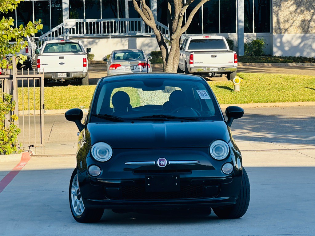 2015 FIAT 500 Image 2