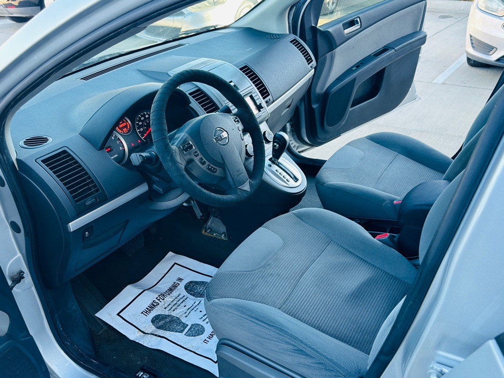 2012 Nissan Sentra Image 12