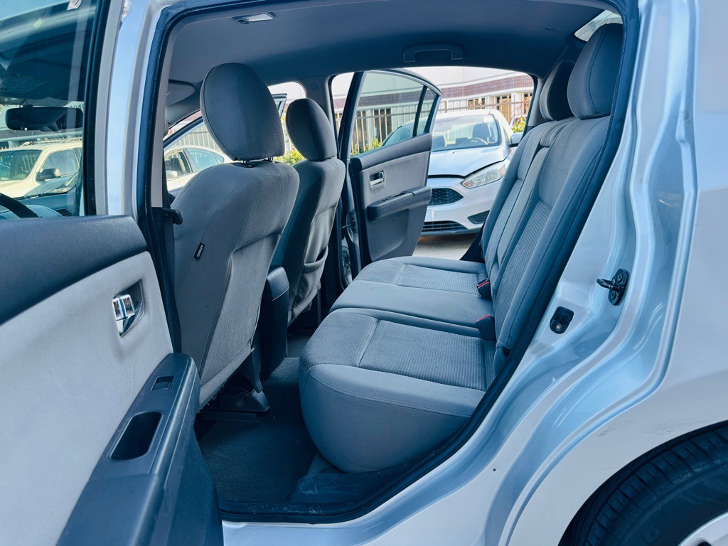 2012 Nissan Sentra Image 15