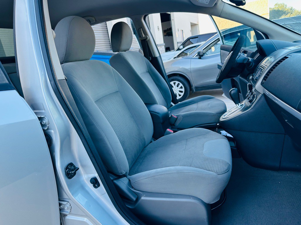 2012 Nissan Sentra Image 21