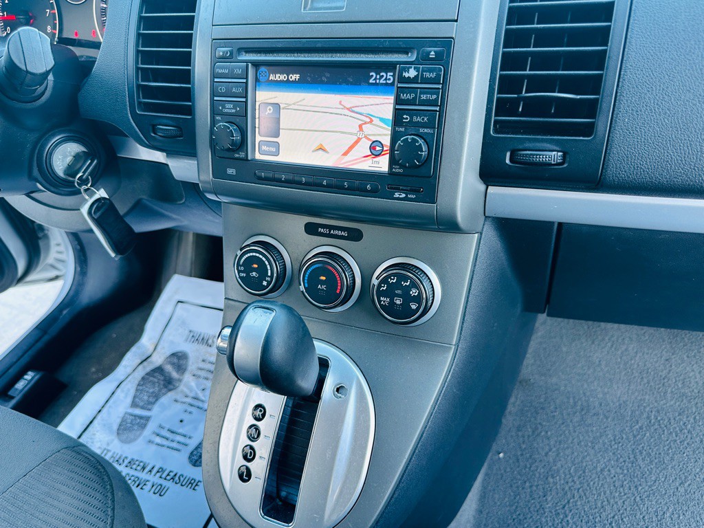 2012 Nissan Sentra Image 22