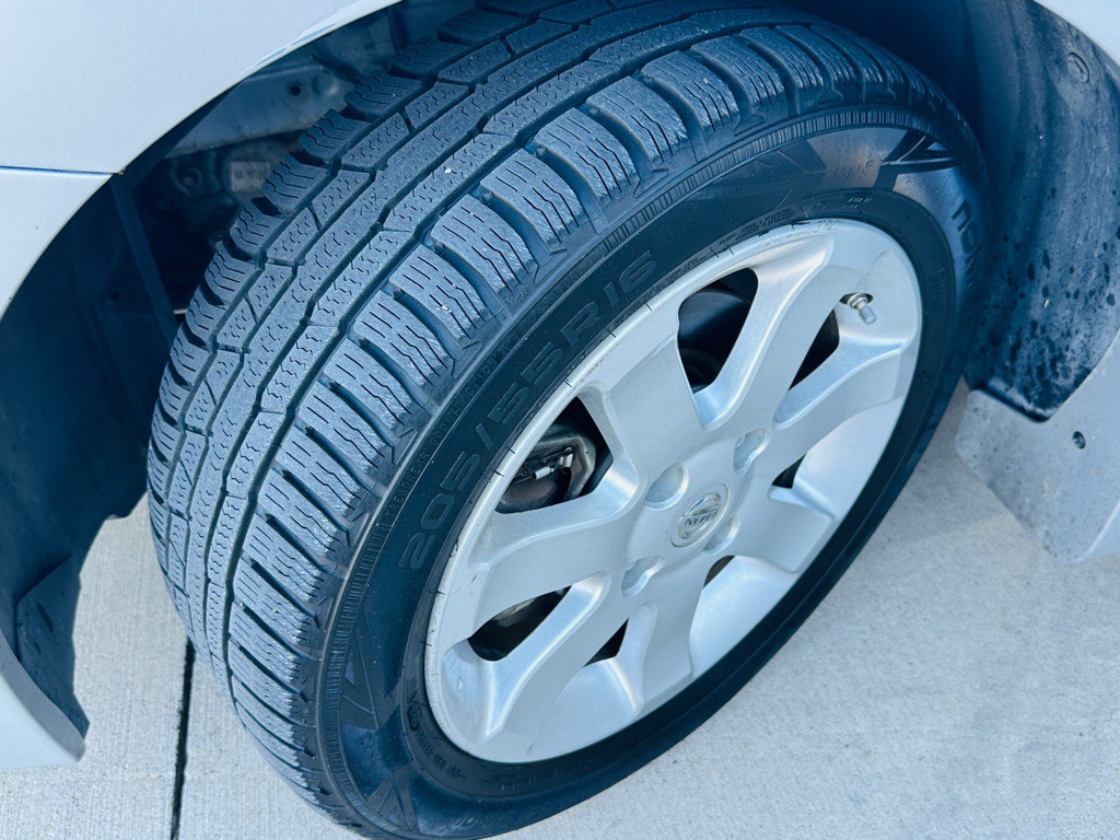 2012 Nissan Sentra Image 25