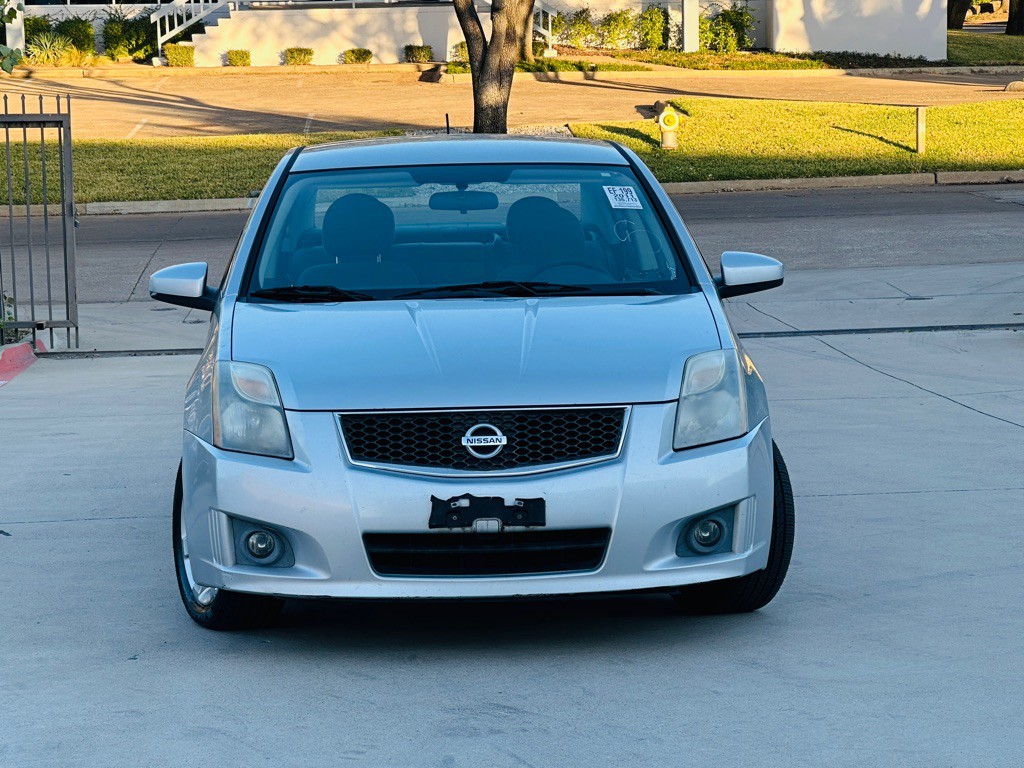 2011 Nissan Sentra Image 2