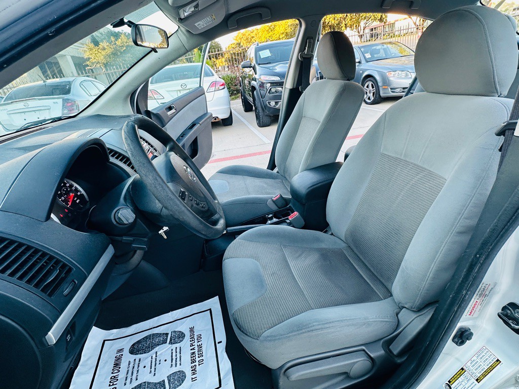 2011 Nissan Sentra Image 13