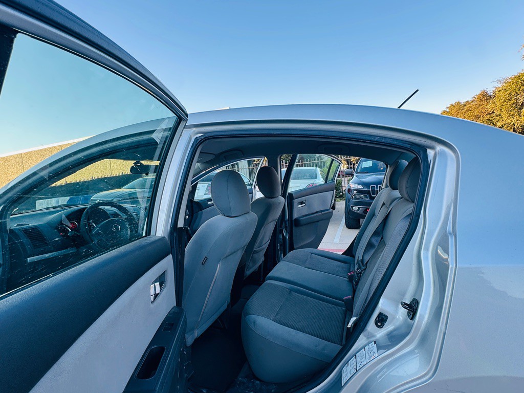 2011 Nissan Sentra Image 14