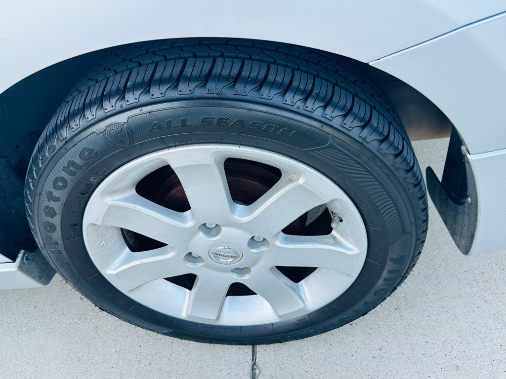 2011 Nissan Sentra Image 27