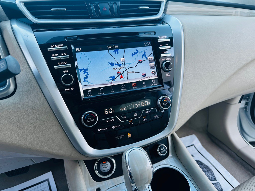 2015 Nissan Murano Image 16