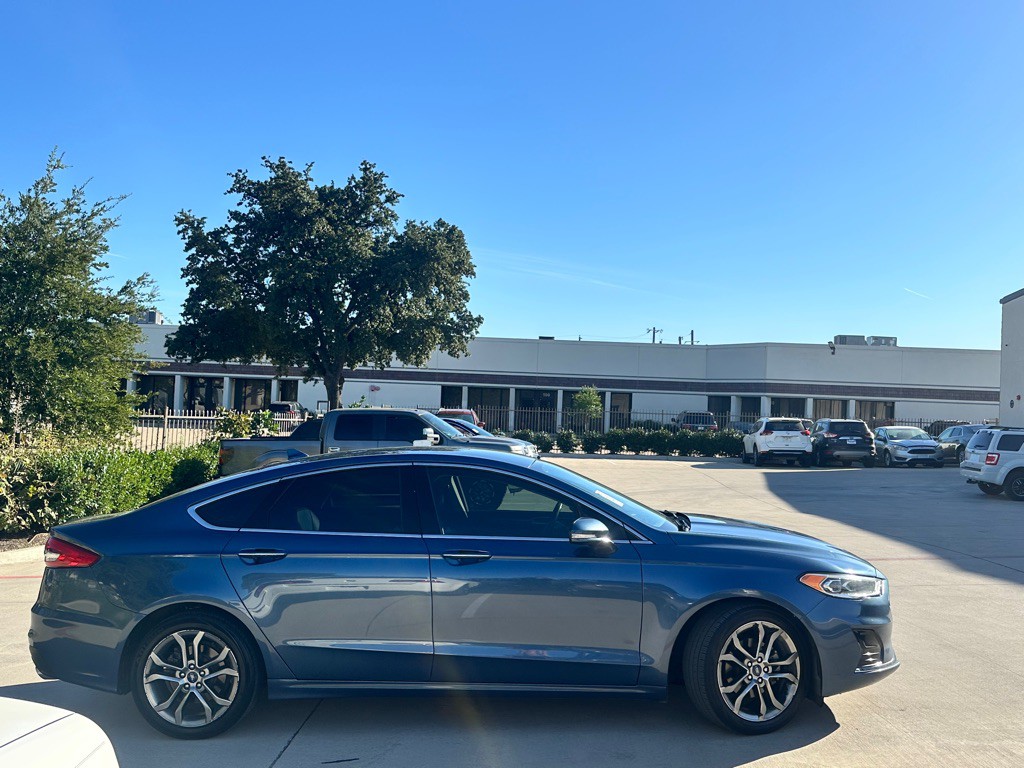 2019 Ford Fusion Image 12