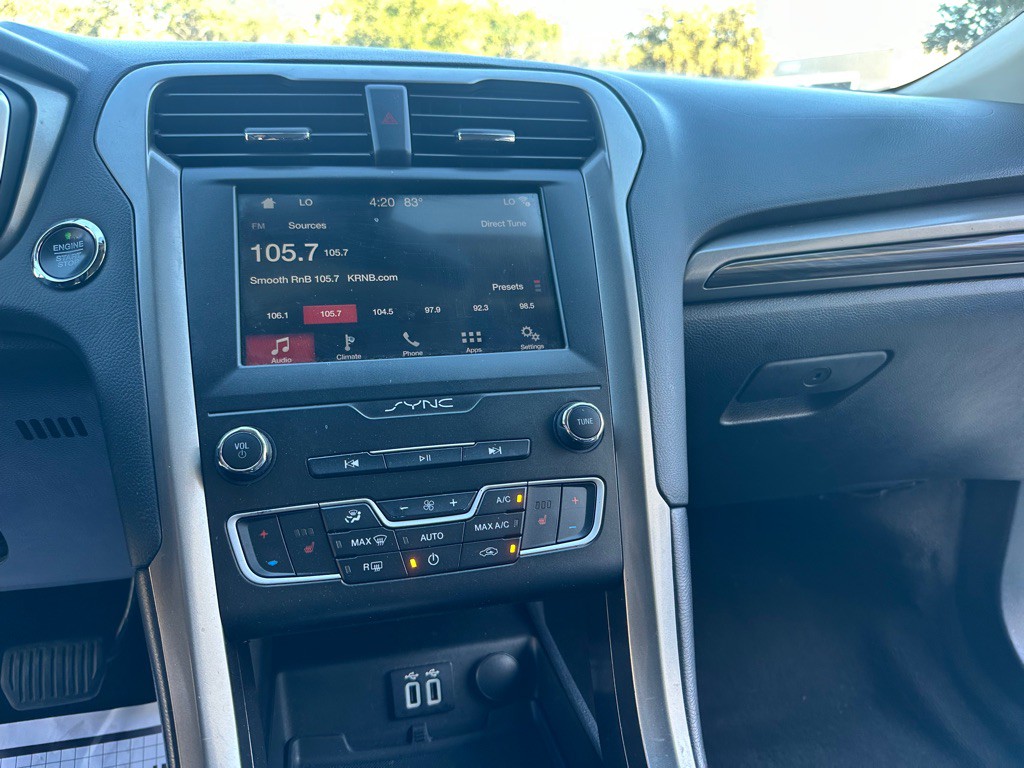 2019 Ford Fusion Image 16