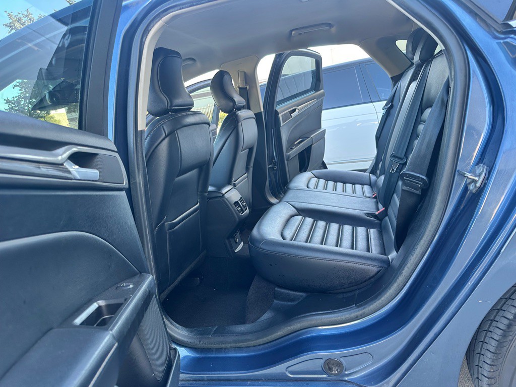 2019 Ford Fusion Image 18