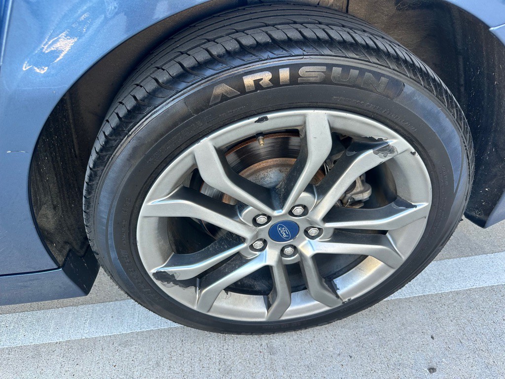 2019 Ford Fusion Image 28