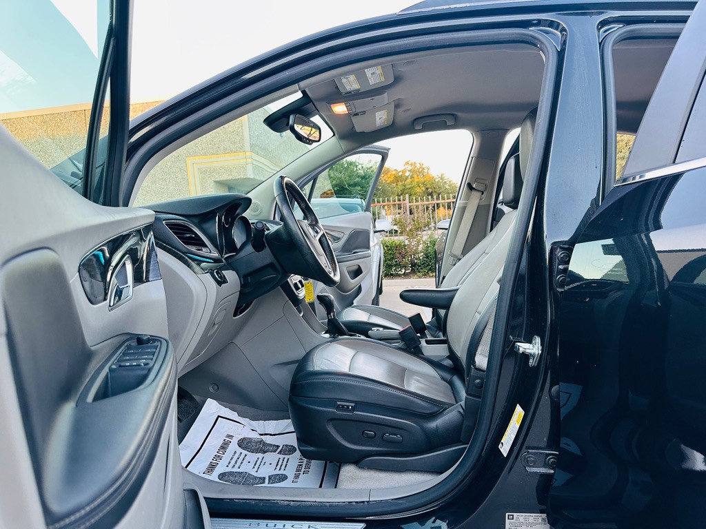 2016 Buick Enclave Image 14