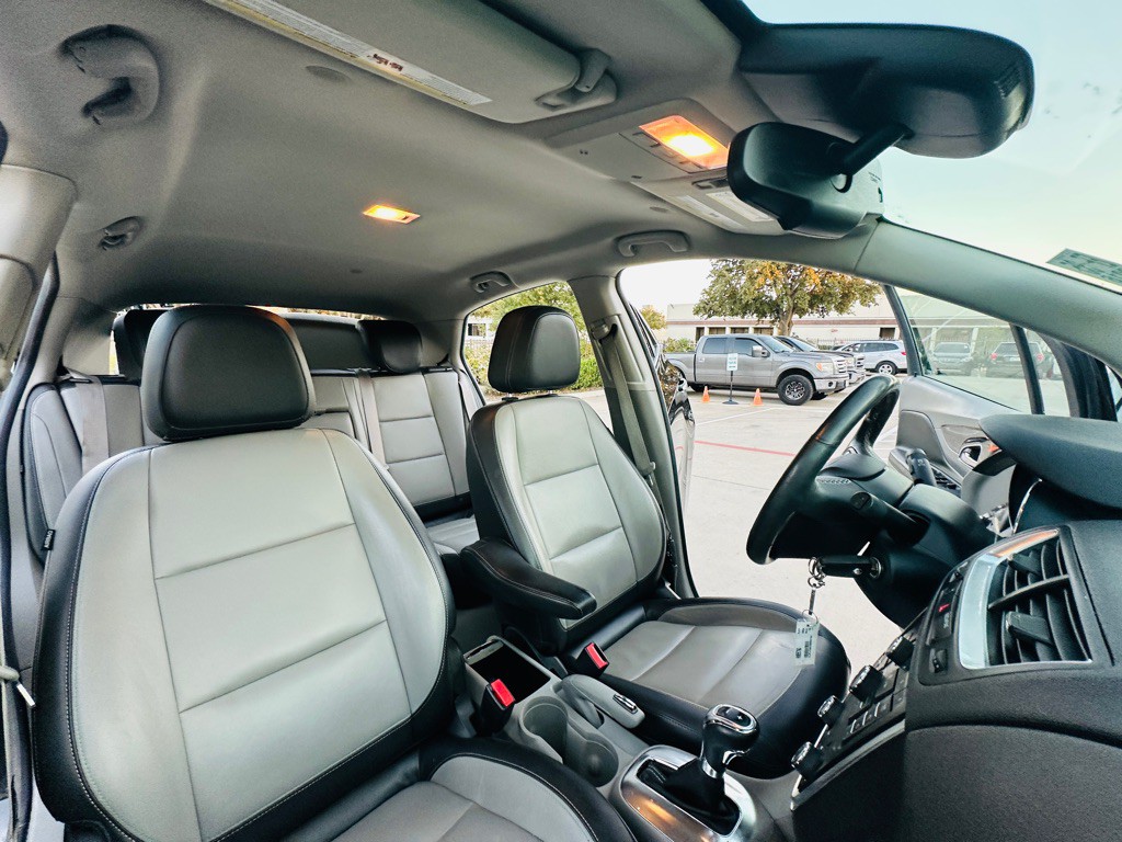 2016 Buick Enclave Image 27