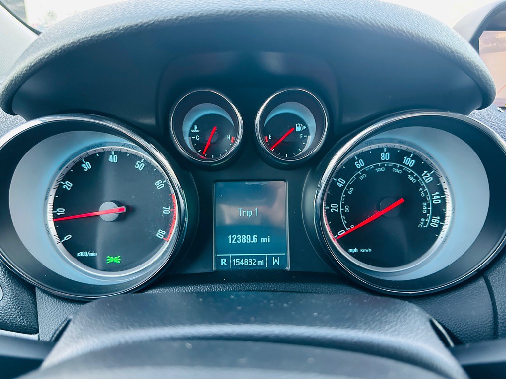 2016 Buick Enclave Image 30