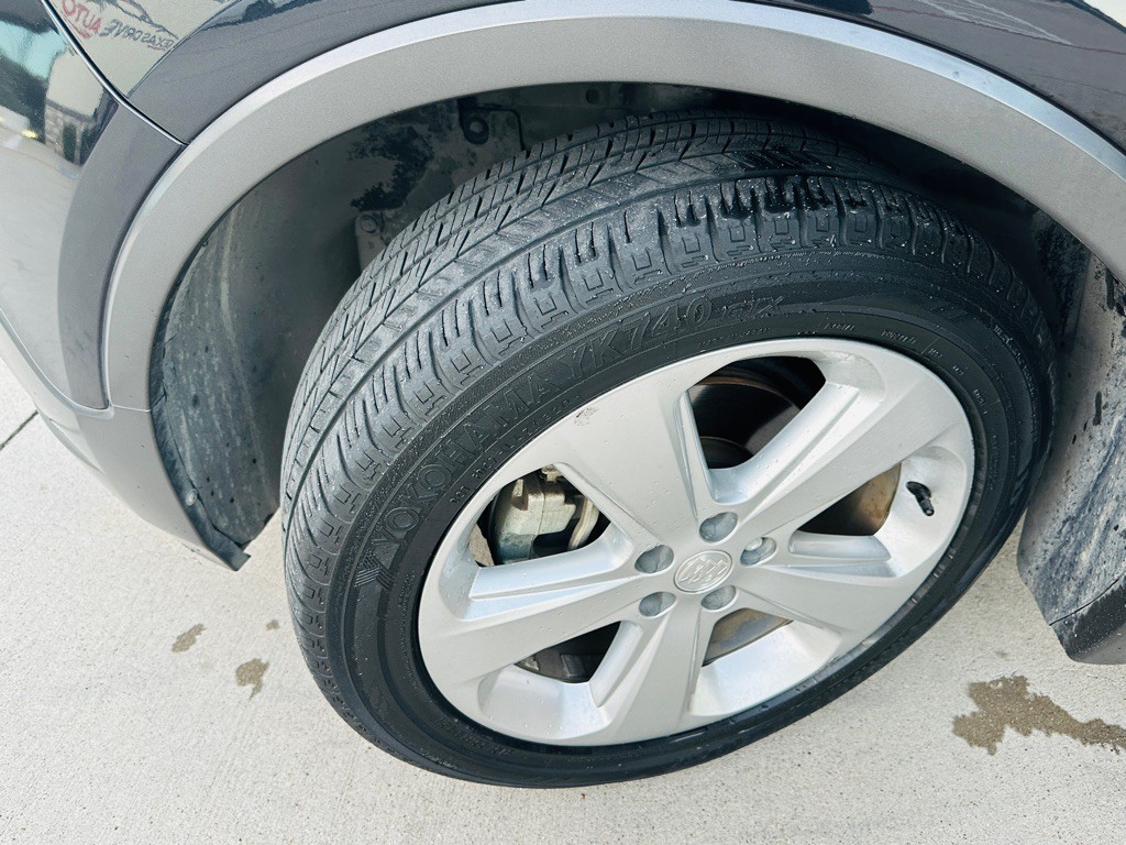 2016 Buick Enclave Image 31