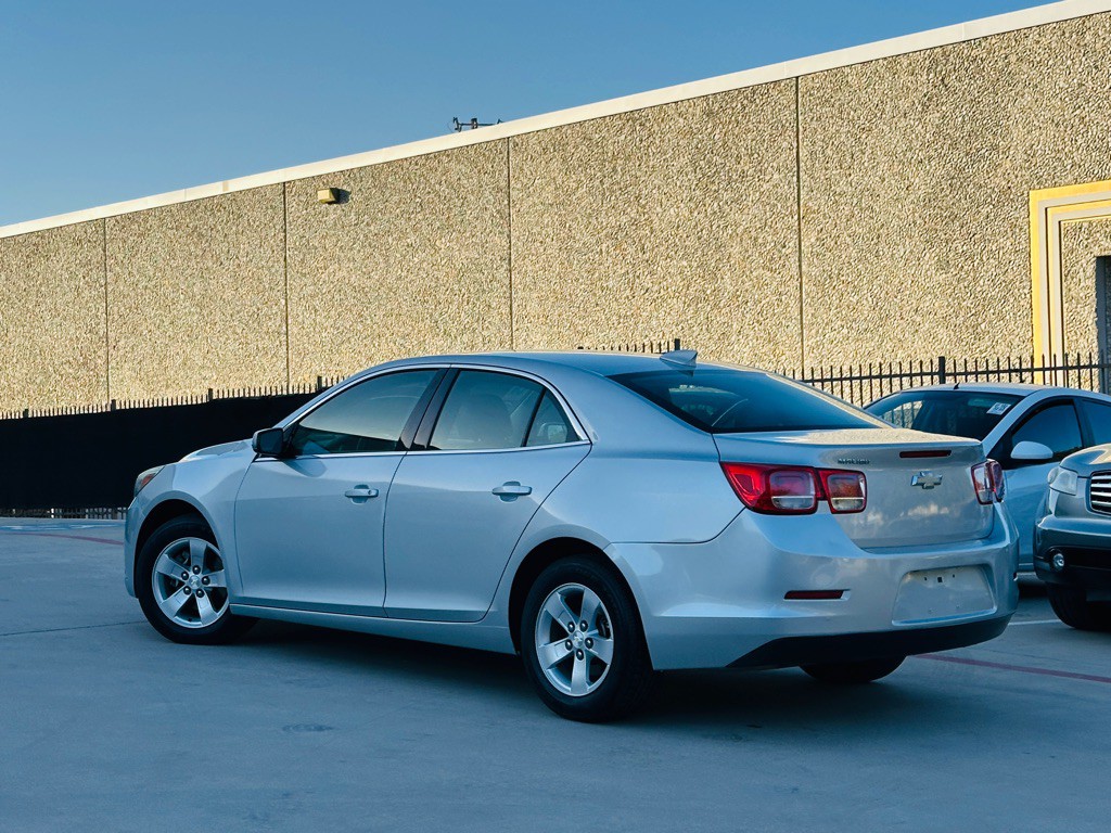 2016 Chevrolet Malibu Image 7