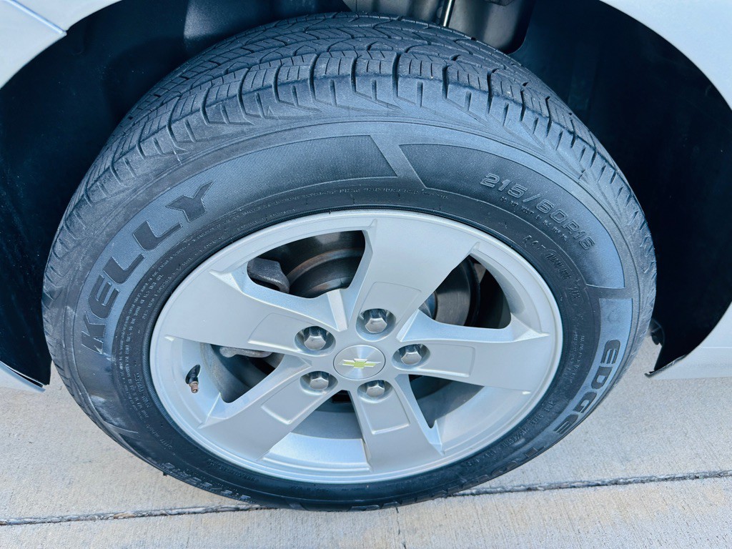 2016 Chevrolet Malibu Image 28