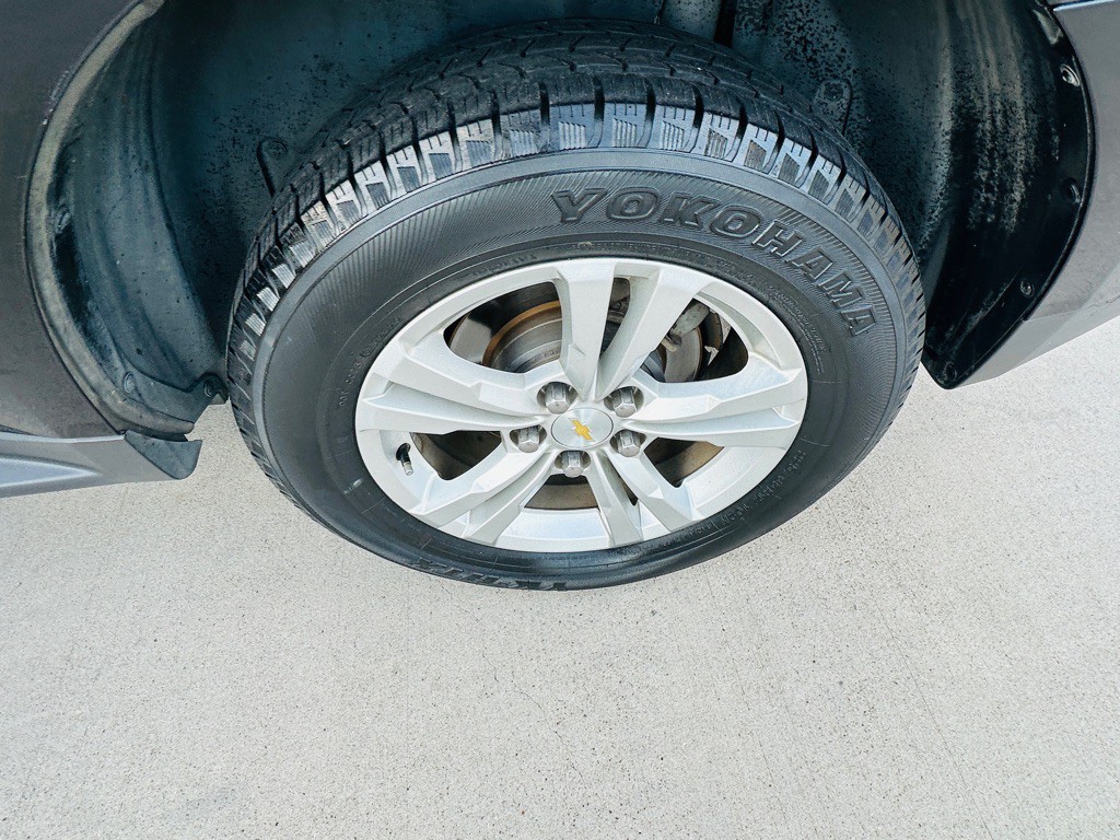 2017 Chevrolet Equinox Image 29